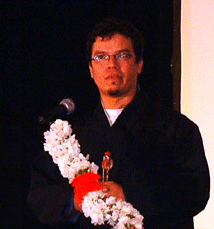 Jose Alvarez performing "Carlos" at the Amazing Meeting Feb. 2, 2003; photo by Larry Thornton